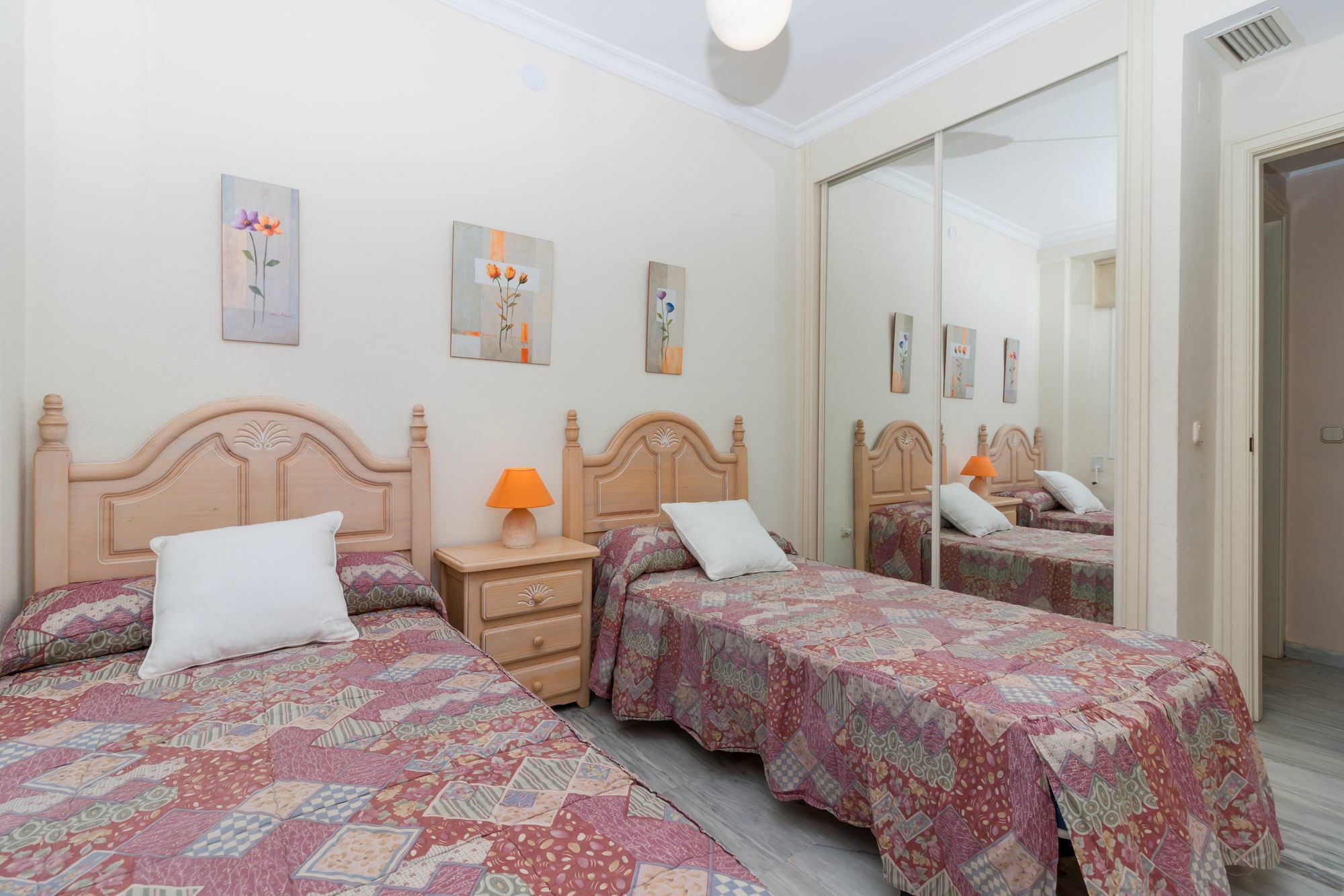 Apartamento Duplex Azalea Golden Mile Canovas
